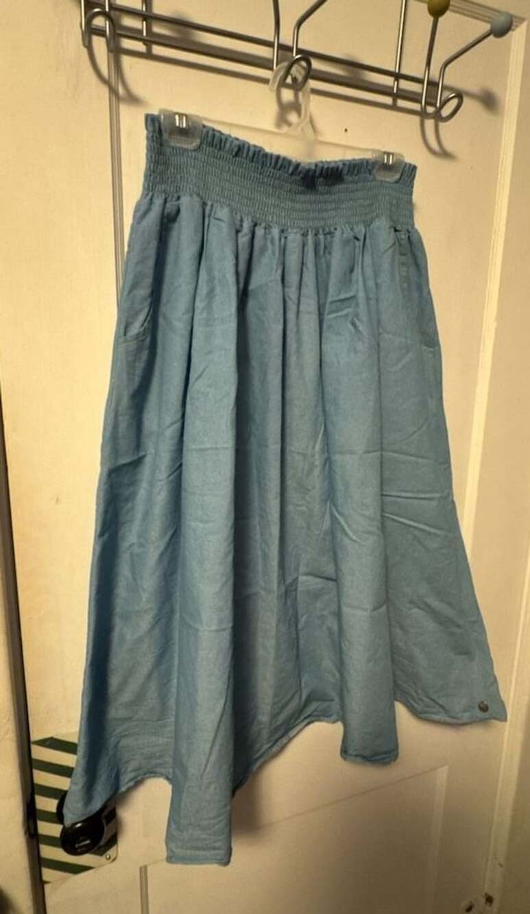 “Real Thing” Chambray Crowned Free Smocked Waist Midi Skirt Size L/XL